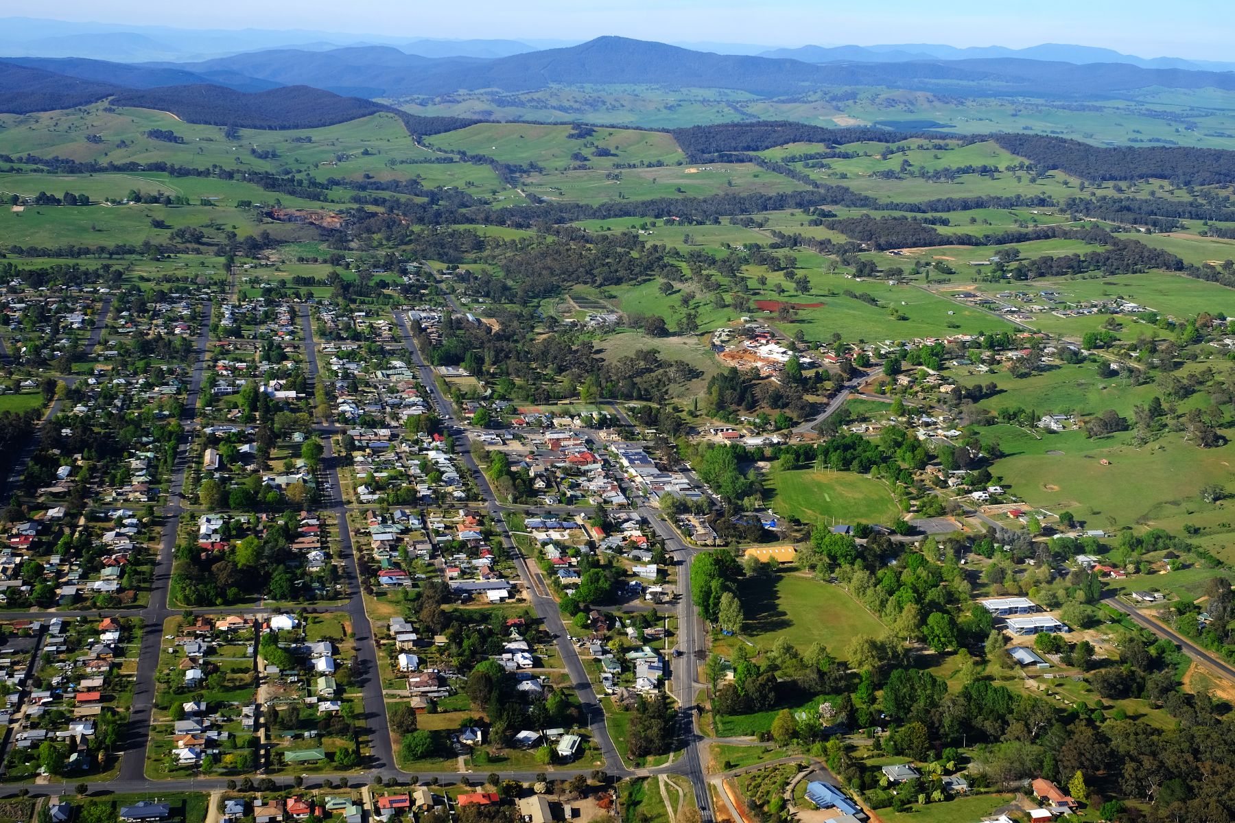 Visit Tumbarumba Snowy Valleys Travel Information